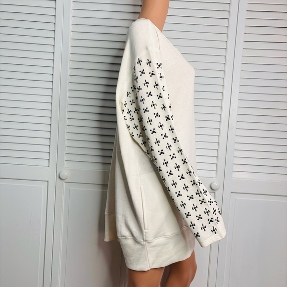 MELISSA MCCARTHY Cream Embellished Sleeve Sweater Size 1X - Picture 4 of 9